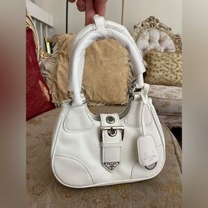 White leather padded bag